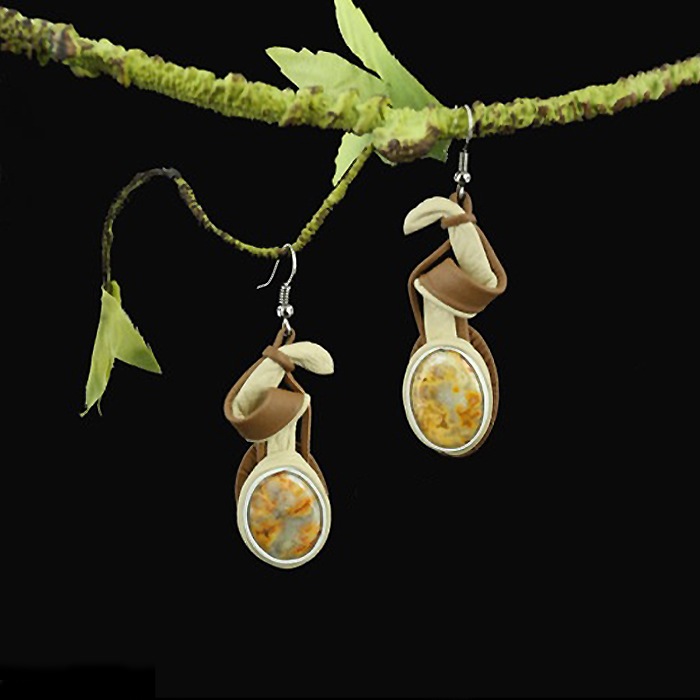 Leather Earrings with Cream Agate