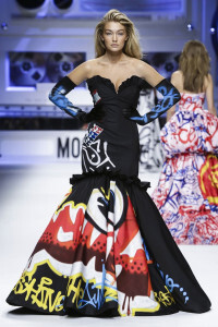 Moschino Fall Winter 2015 Ready to Wear Collection in Milan