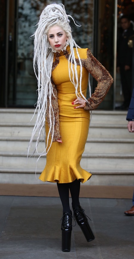 lady-gaga-white-dreadlock-hair-yellow-dress-with-fur-sleeves-artpop-album-promo-tour-lady-gaga-crazy-outfits