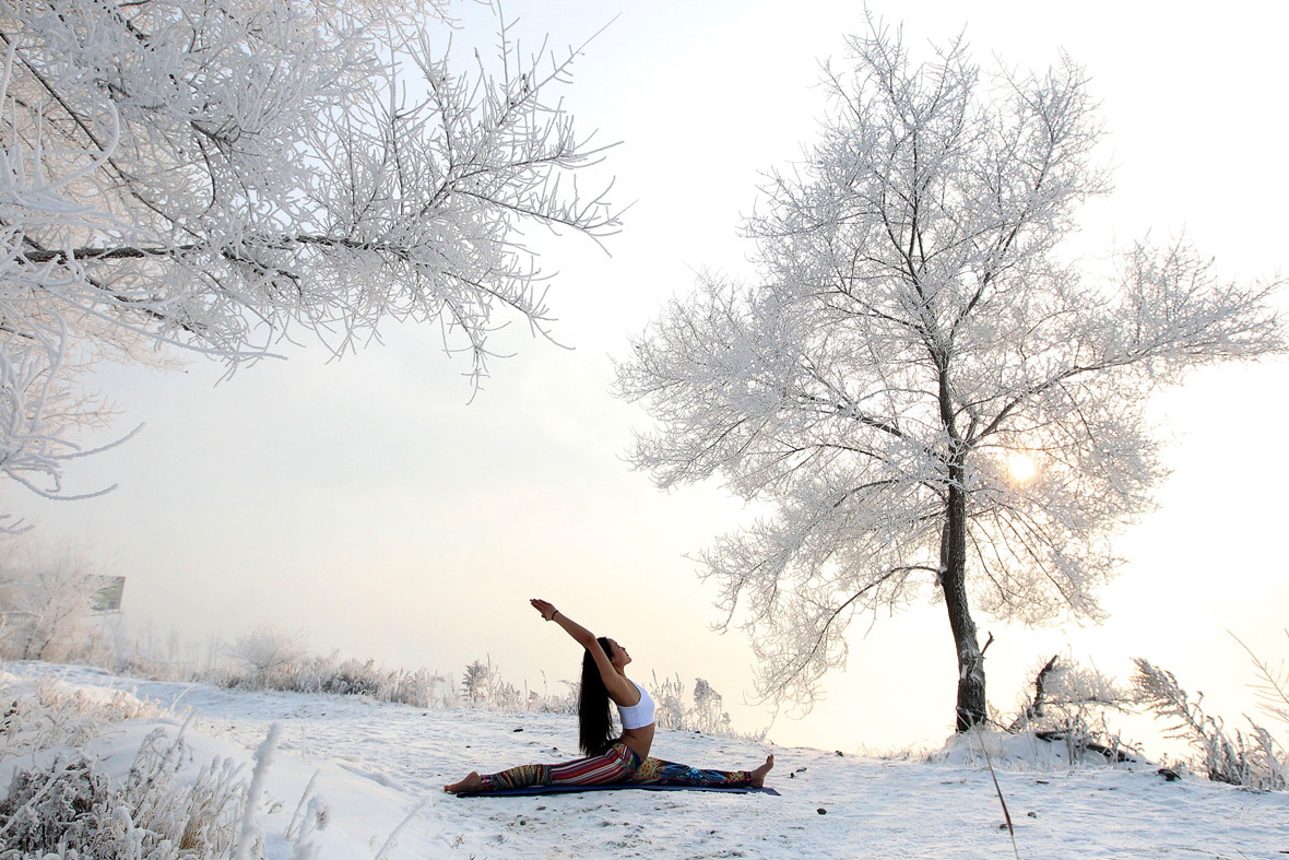 yoga snow